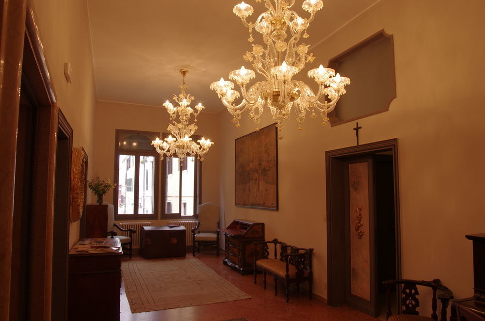 La Residenza 818 Hotel Venice Exterior photo