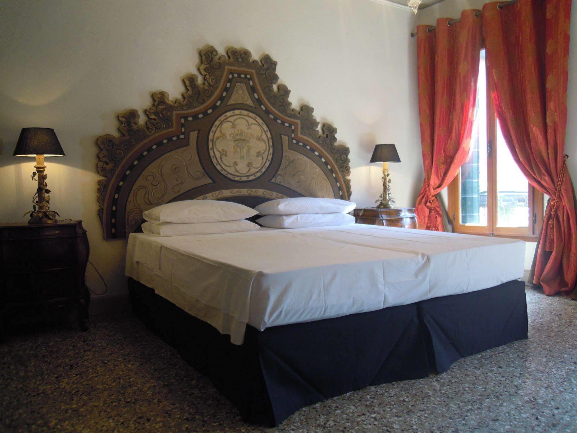 La Residenza 818 Hotel Venice Exterior photo